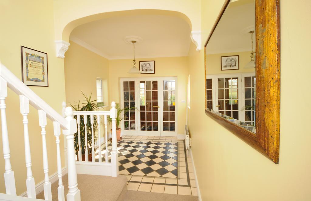 Dunmow Guest House Great Dunmow Extérieur photo