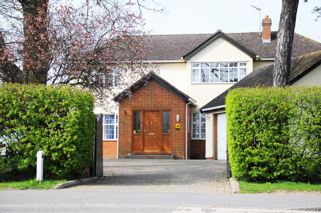 Dunmow Guest House Great Dunmow Extérieur photo